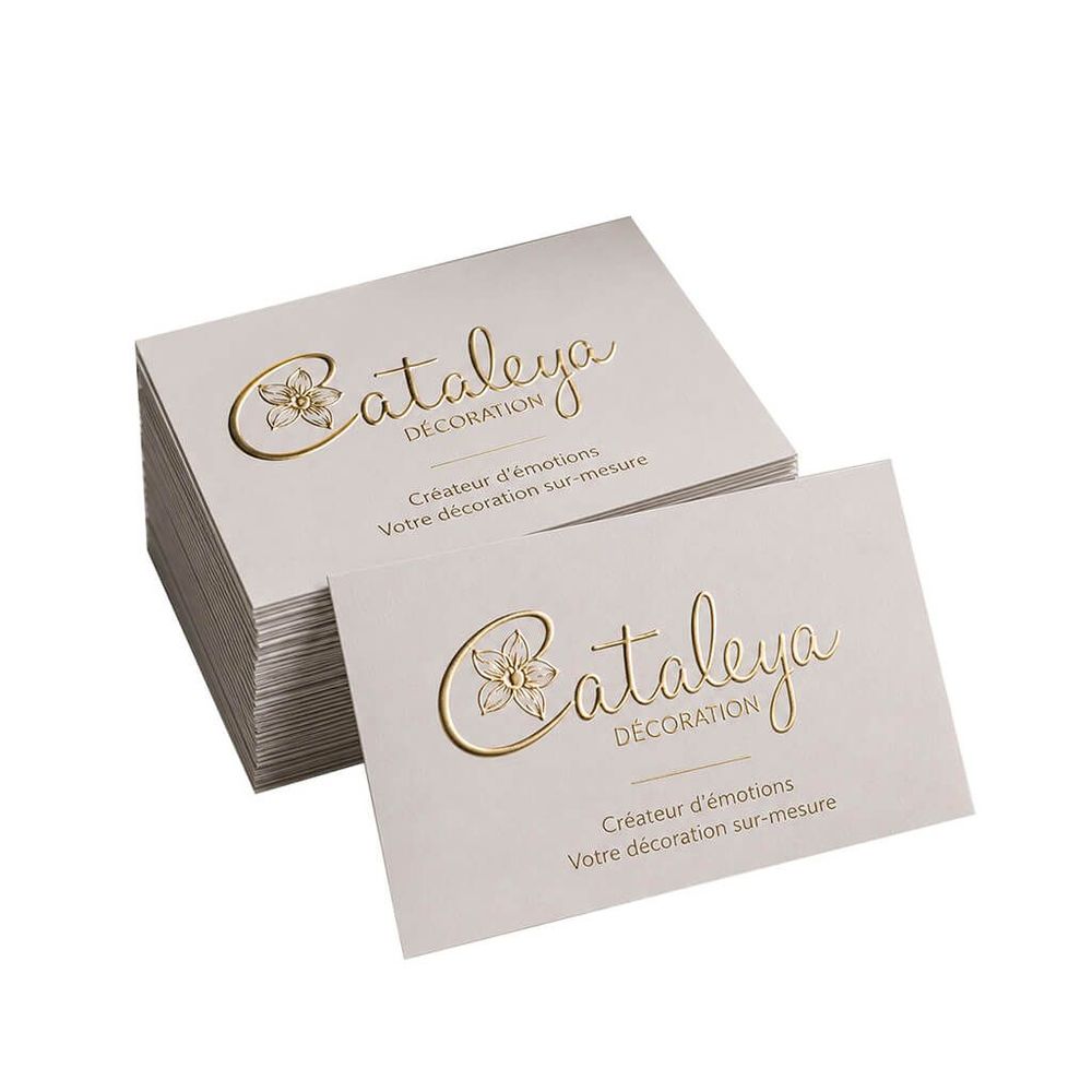 https://d8iyajey3ayln.cloudfront.net/images/product/Raised_Foil_Business_Cards_1__01381103202608.jpg